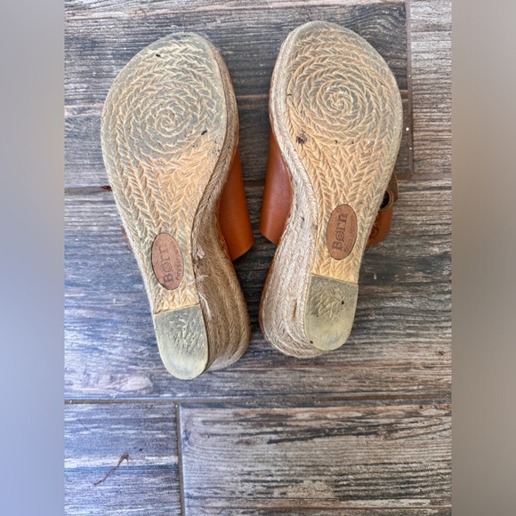 Born Drilles Wedge Sandals Brown 9M - Picture 8 of 9